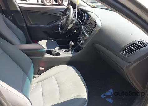 2015 Kia Optima Lx z USA, uszkodzony, nr VIN 5XXGM4A73FG375345